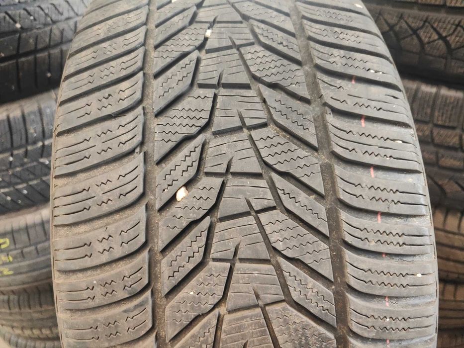 4бр. зимни гуми 255/40/18-225/45/18 Hankook спорт пакет