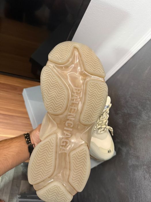 Balenciaga triple s