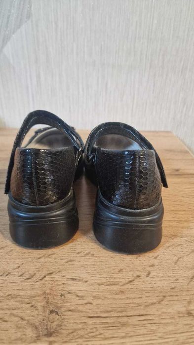 Туфли школьные для девочки