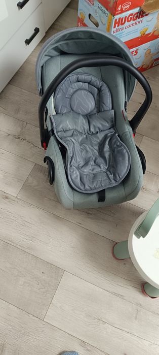 Продам детскую автолюльку