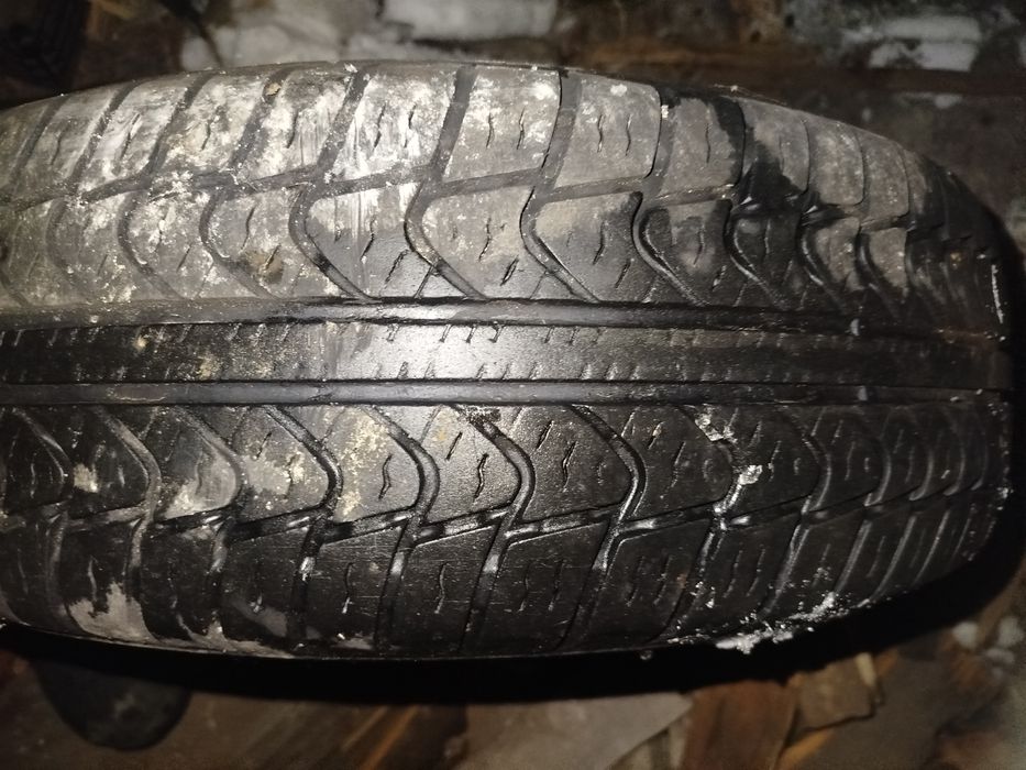 Продам 4 титанки с резиной