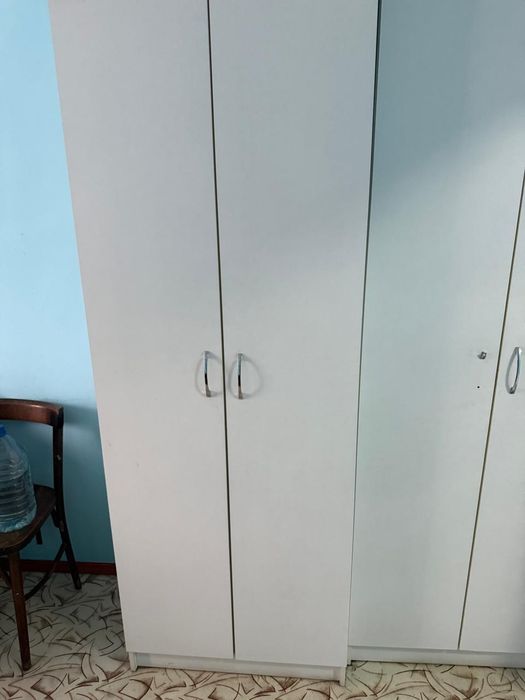 Продаём шкафы срочно