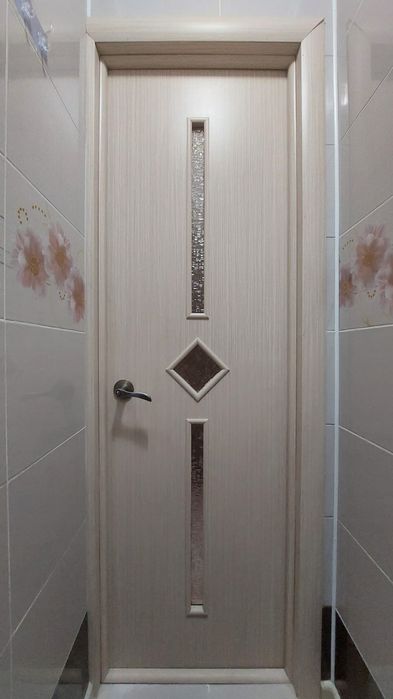 Продам межкомнатные двери 80 - 2шт., 90 - 1шт..