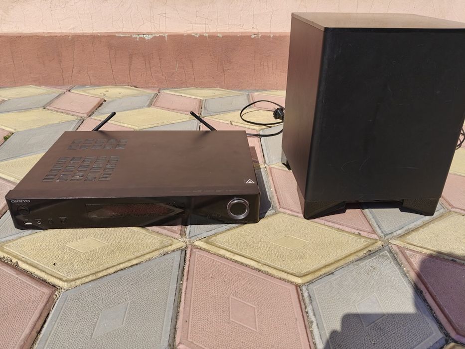 Receiver Onkyo Ht-L05 +subwoofer wireless