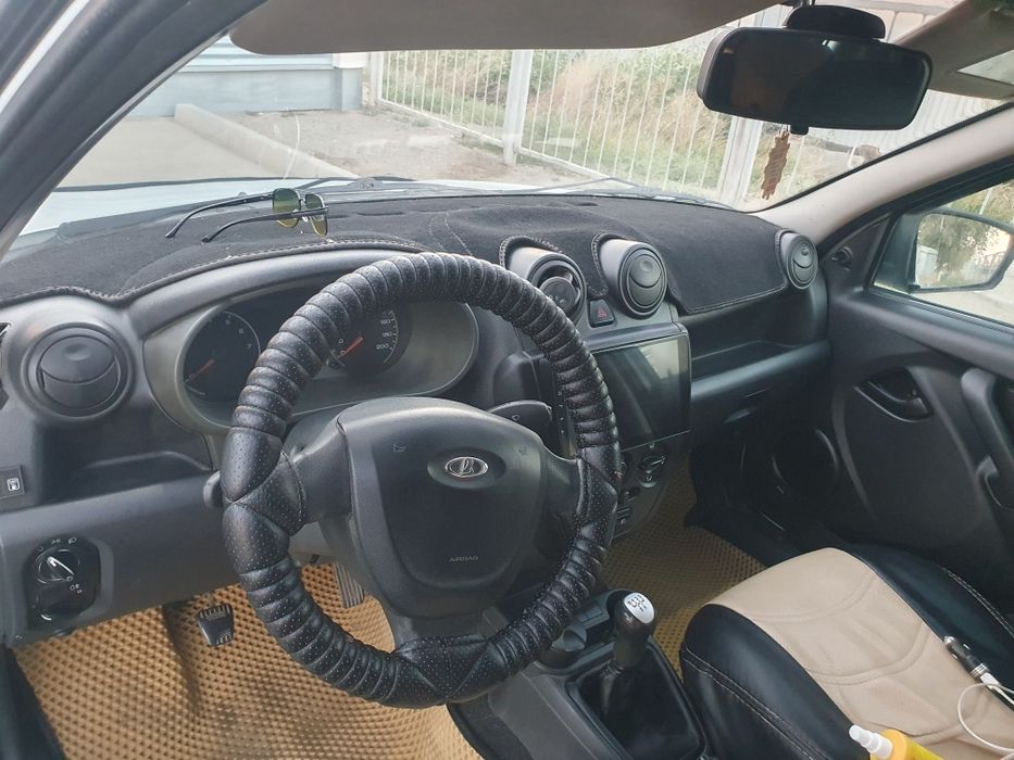 Продаётся гранта 2012