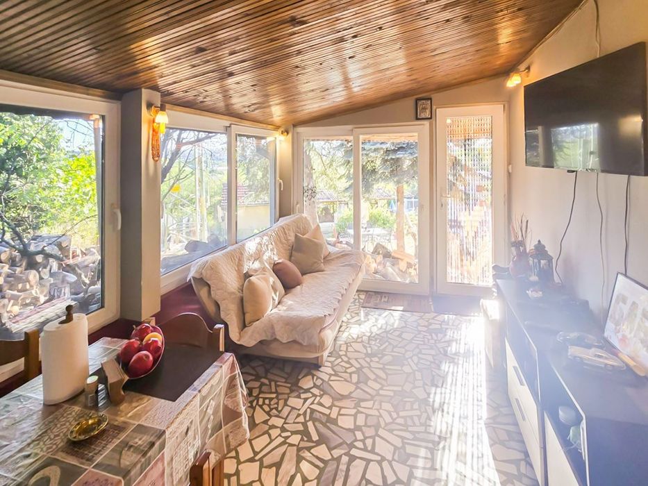 Къща в Плевен-Индустриална зона площ 240 цена 380000