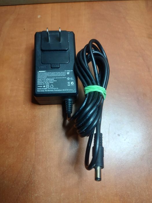 Adaptor ORIGINAL BOSE S024EM1200180 COMPANION 2 seria II 12V 1800mA