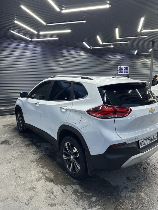 треккер 2 сотилади 2023