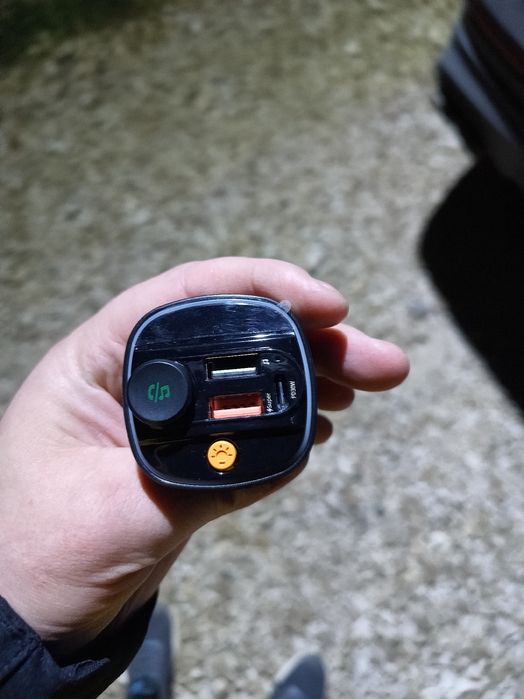 Car charger, mp3, radio