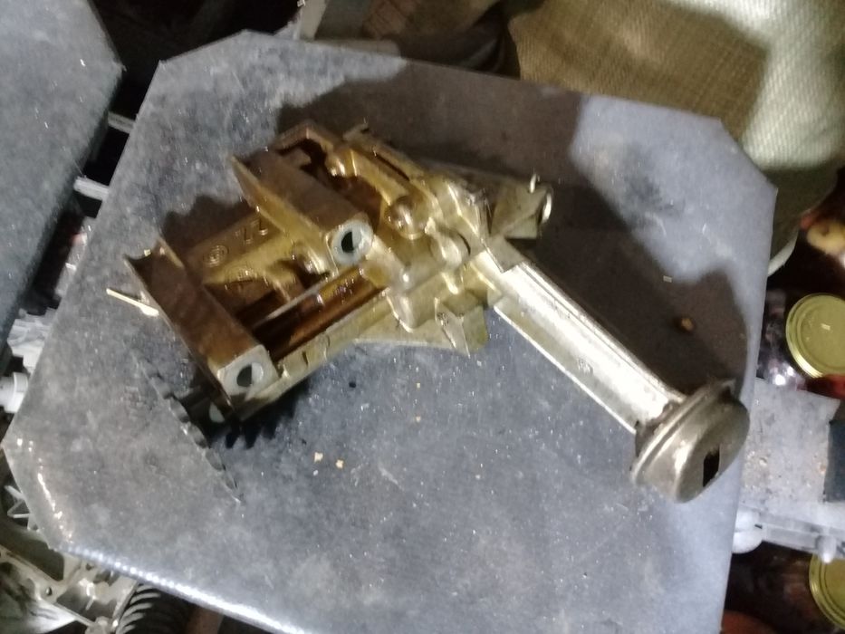 Запчасти на рено