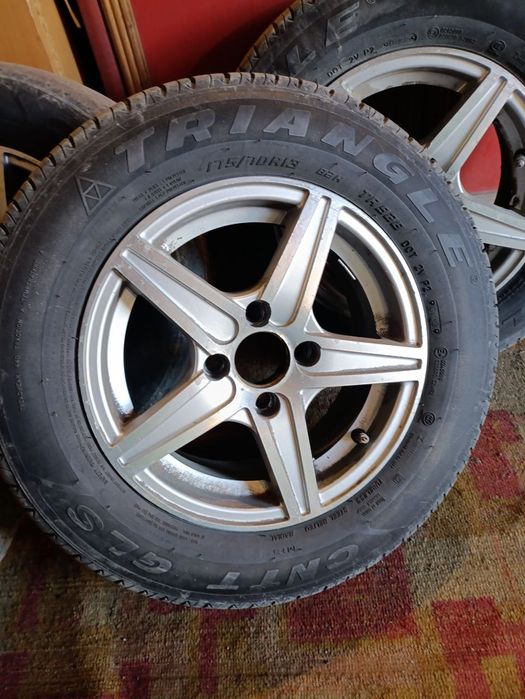 Продам с дисками на 13 лето