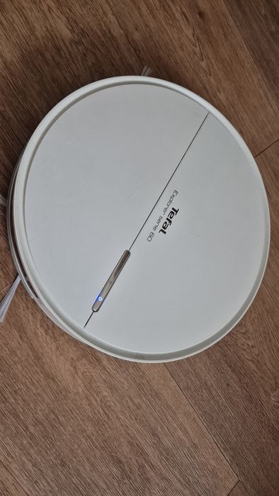 Продаётся робот пылесос Tefal Explorer serie 60.