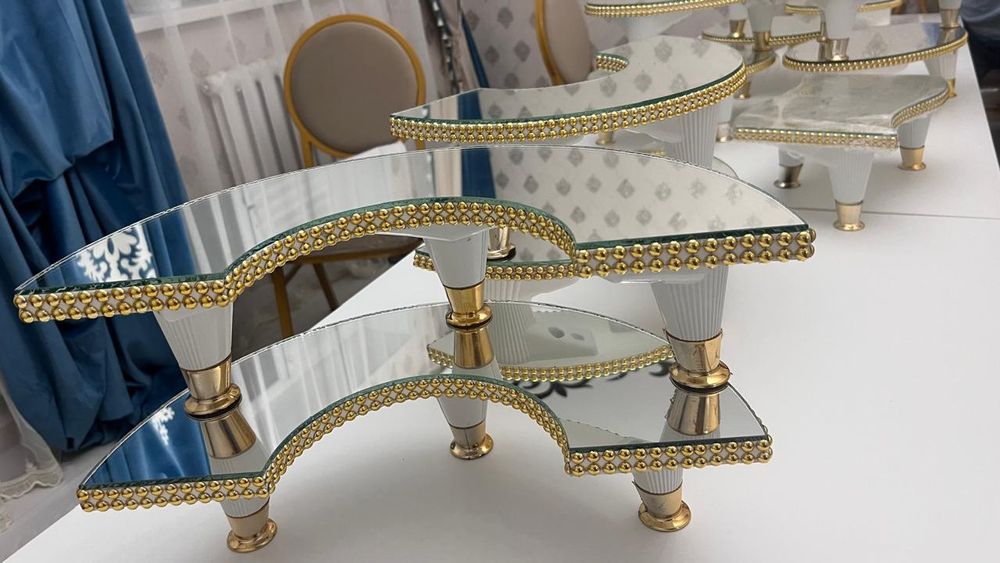 Аренда стулья стол посуды