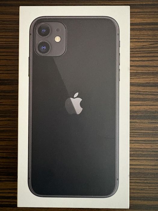 iPhone 11  64GB.+подарък два кейса