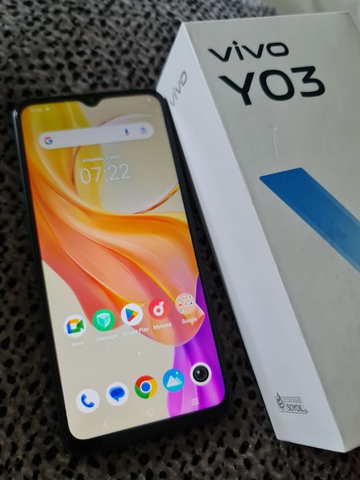 VIVO Y03. 128 гигабайт