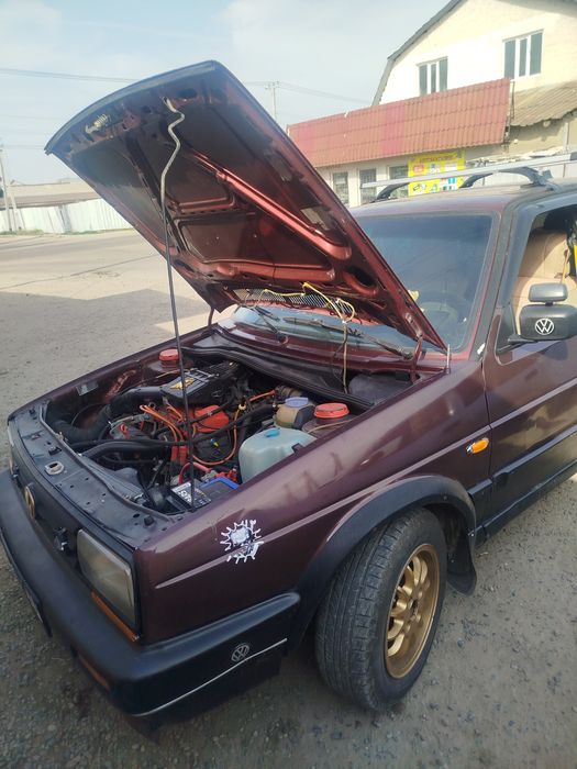 Продам машину в нормальном состояние