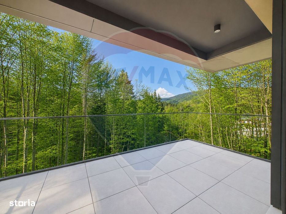 Apartament parter cu 3 camere, curte proprie in inima padurii - Sinaia
