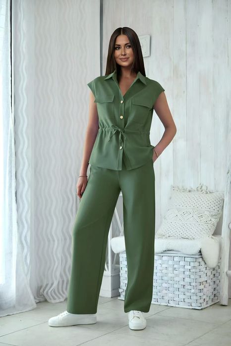 Colecția nouă la compleurile de primăvară italia.dama