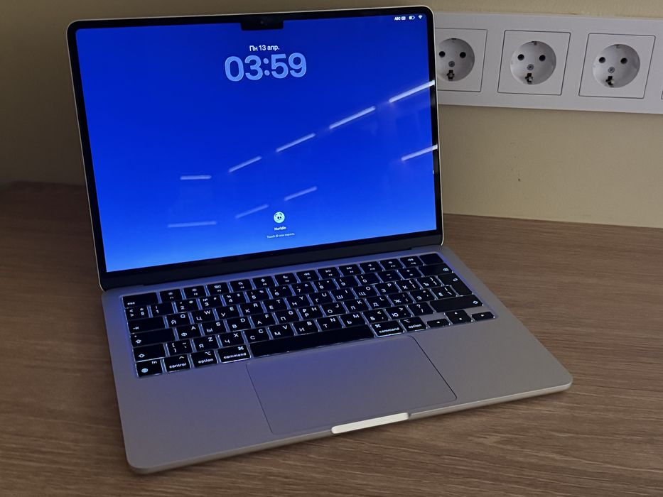 Macbook Air M2 2022г