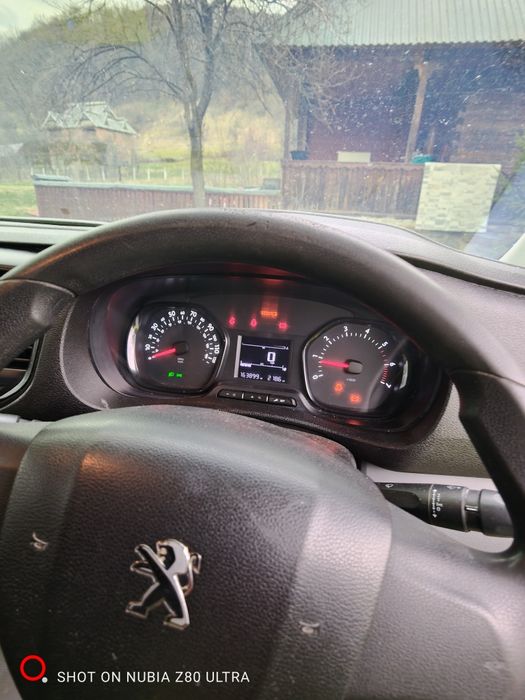 Peugeot expert 2017 1.6 euro 6