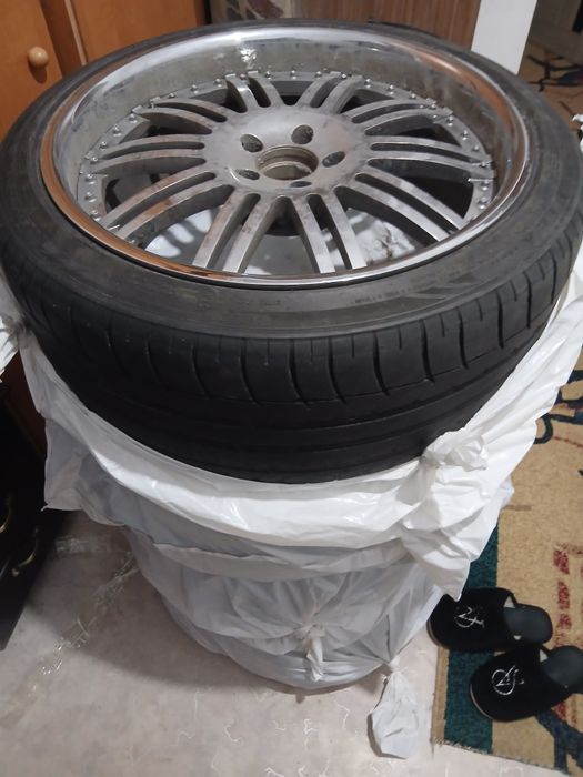 Продаётся диски для Mercedes R20
