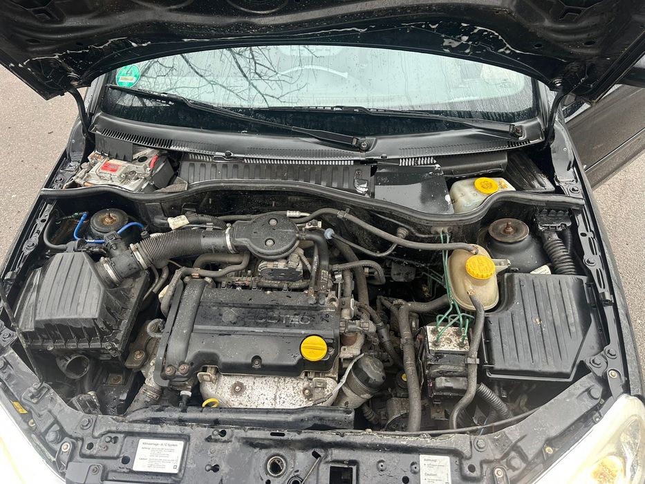 Vand corsa C 1.2 benzina automata