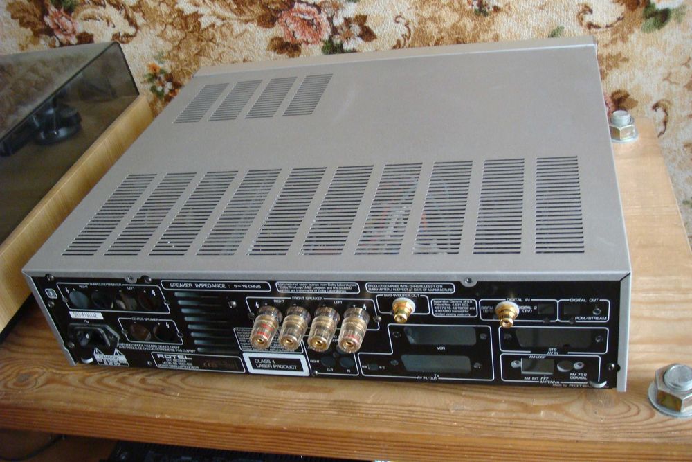 Quad 405 - Rotel ( усилитель стерео )