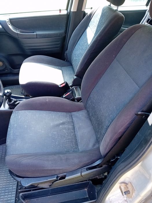 Продавам на части Зафира 1.8 16в 114кс.или Цялата Метанова уредба