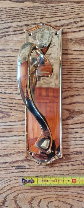 Set mânere alama  model deosebit usa lemn