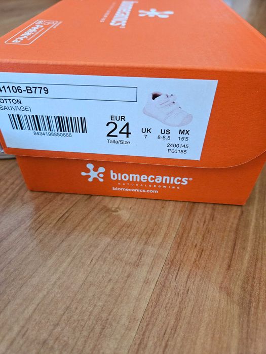 Обувки Biomecanics 24 номер