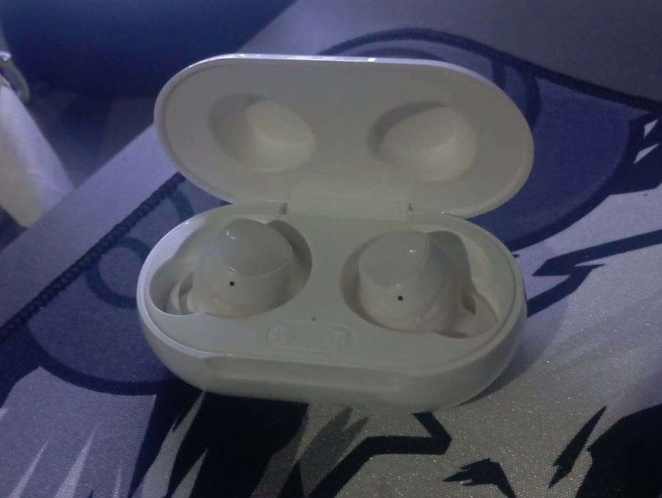 Samsung galaxy buds plus (smr175)white