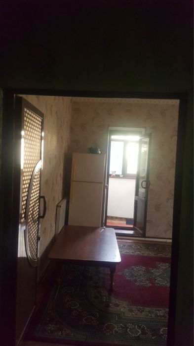 Ijaraga uy. Qarshi. 7-mitti tuman 15-dom 2-etaj 2xona