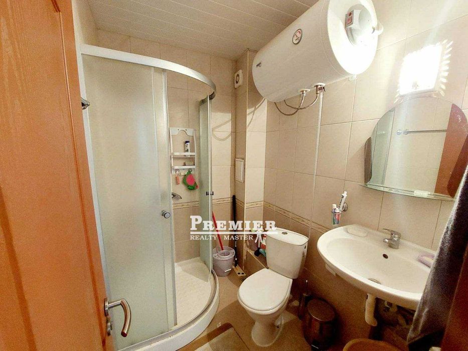 Апартамент в Слънчев бряг с две спални, без такса поддръжка