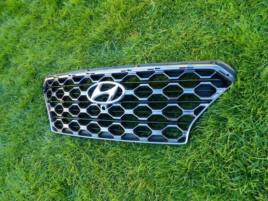 Grila radiator Hyundai Santa Fe model 2019-2021 cod 86366-S1110