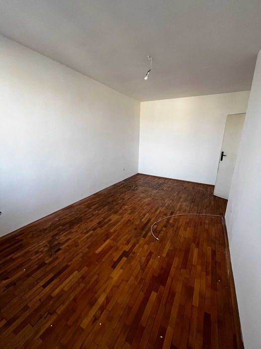 Продава се Тристаен апартамент в София, Разсадника - 110 кв.м за 1173 €/кв.м - Снимка #9