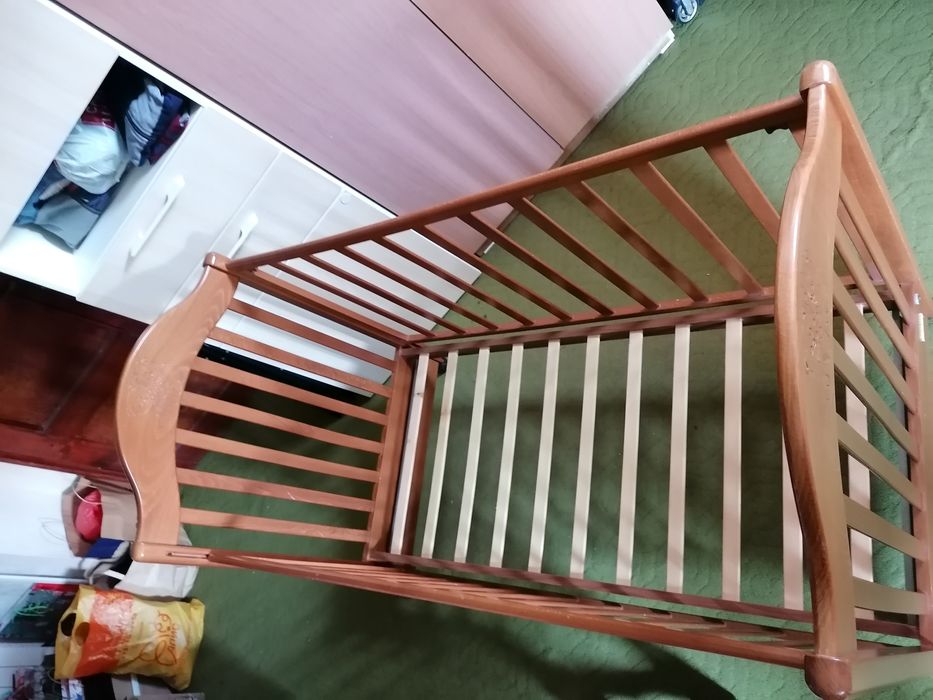 Детска кошара, креватче от масив дъб