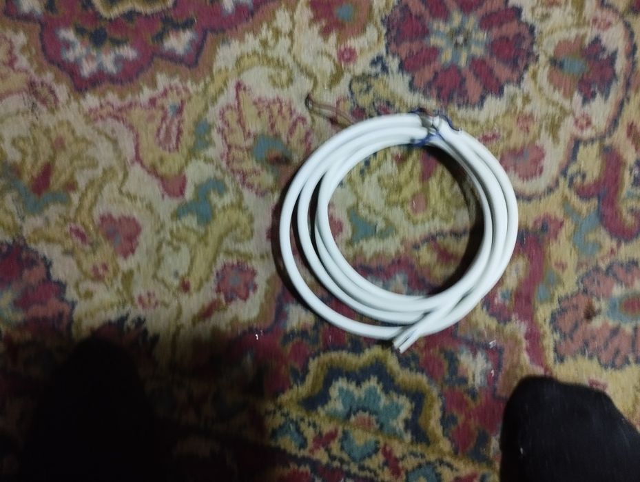 Продам провод 2×2 5