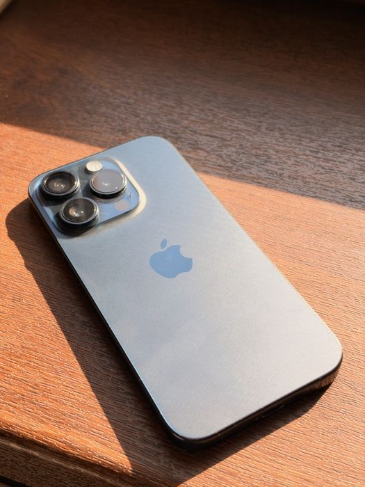 iPhone 15 pro 128GB