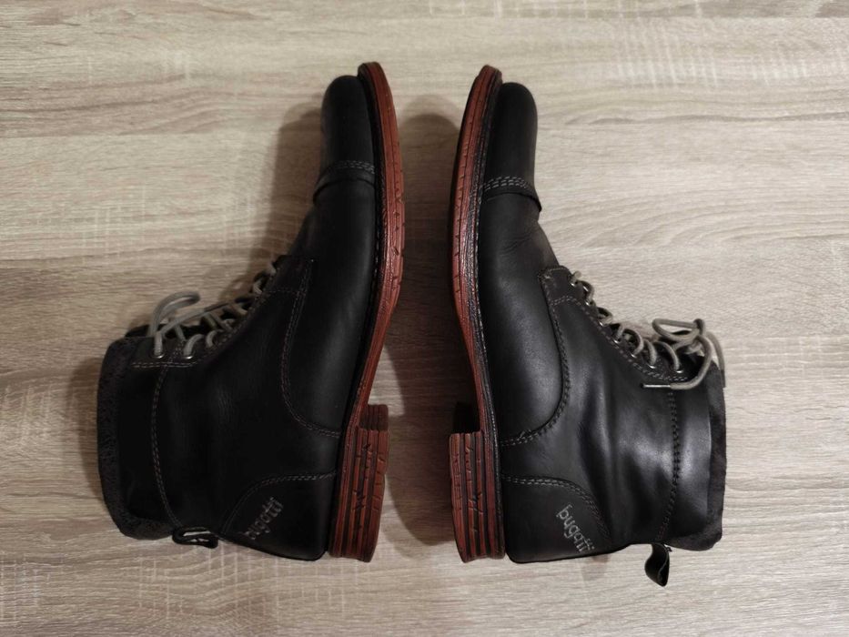 ghete Bugatti marimea 46