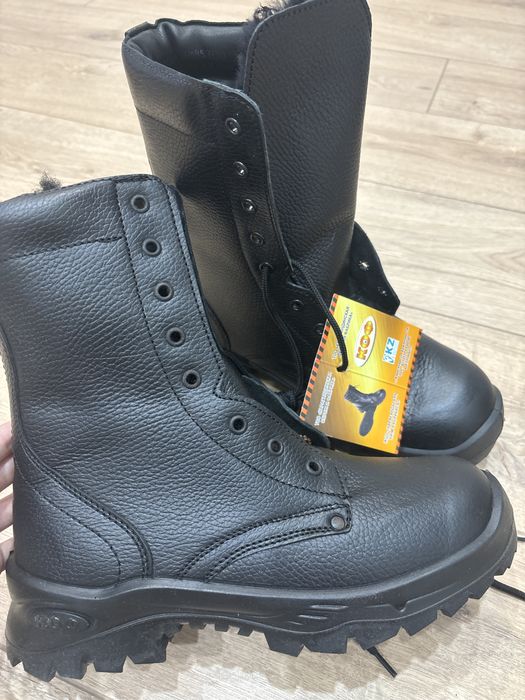 Продам берцы новые