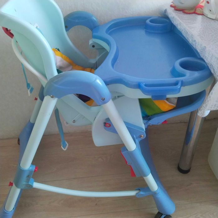 Стульчик для кормления
