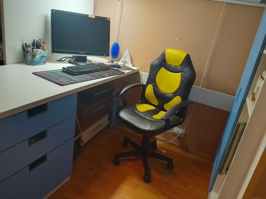 легло-надстройка, с бюро с 4 чекмеджета