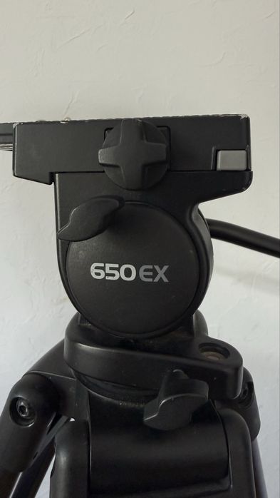 Штатив трипод Libec 650ex срочно