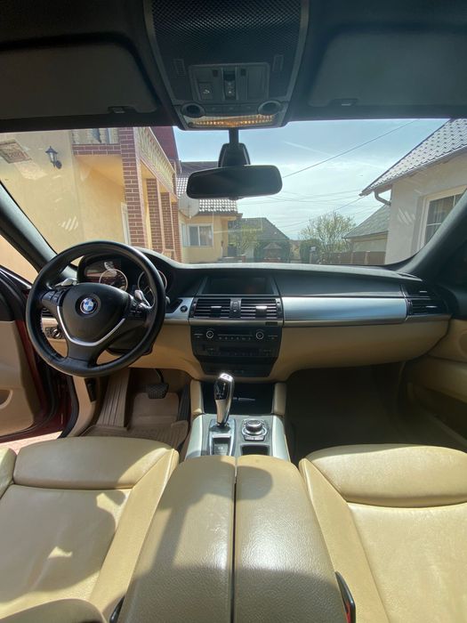 BMW X6 4.0D. Xdrive 306CP Are Bataie la Motor