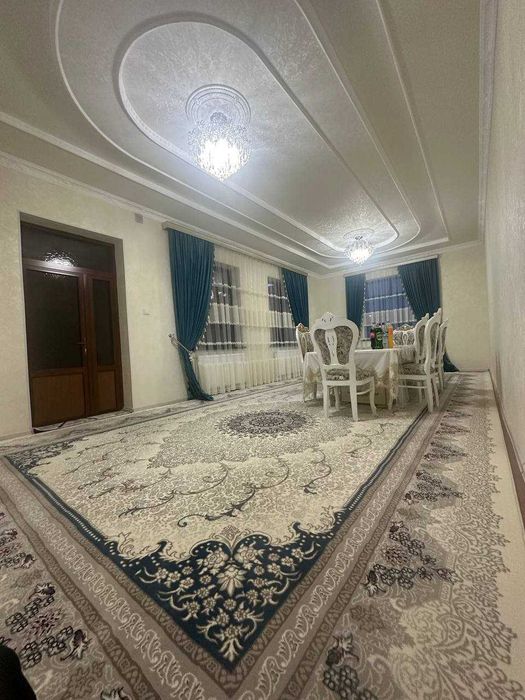 Navoiy shahri Guliston -3 da hovli sotiladi.