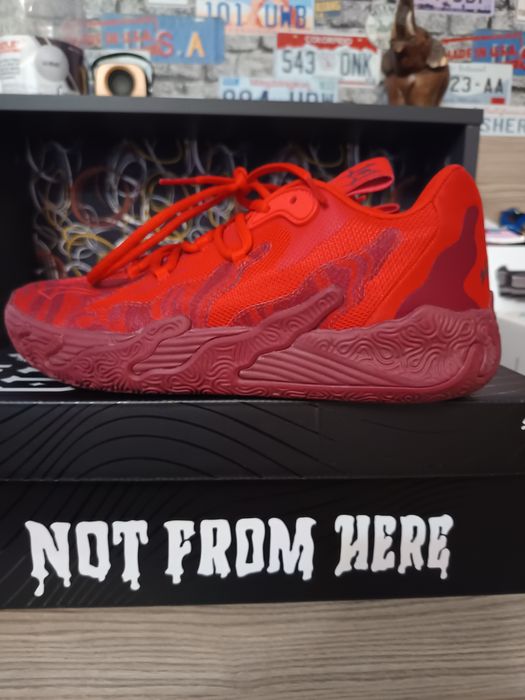 Баскетболни обувки