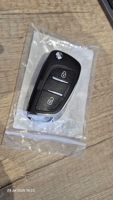 Автоключ с дистанционно за Peugeot / Citroen (433MHz, ID46/PCF7961, VA2 перо)