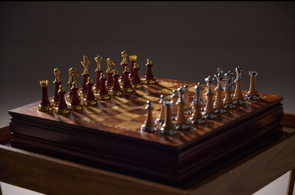 Бизнес партнёров  президентский люкс шахматный набор в европейском сти