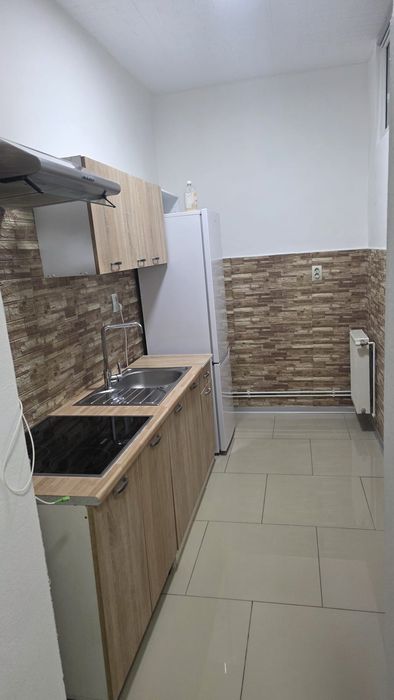 Apartament de inchiriat.