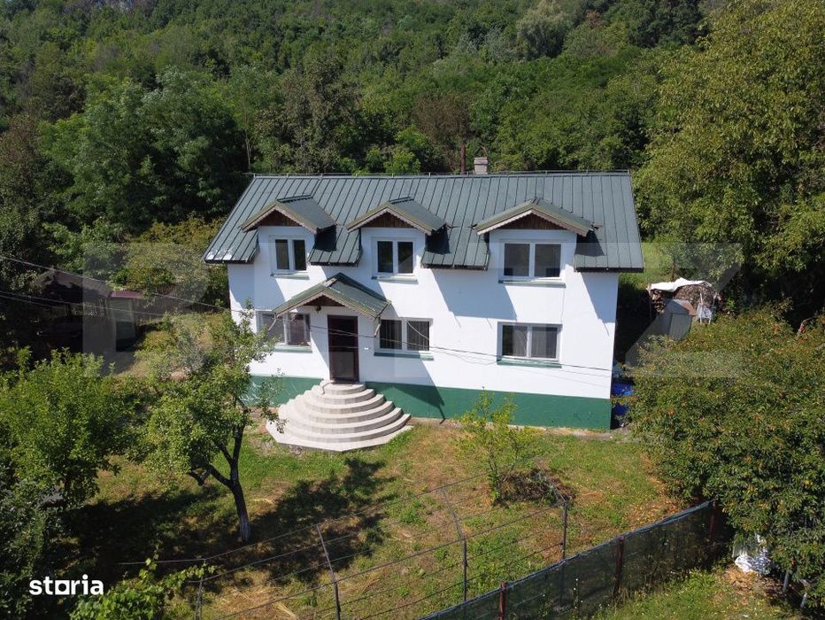 Casa de vanzare, 128 mp, satul Magura